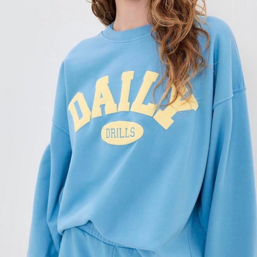 Daily Drills Malibu and lemonade oversized crew